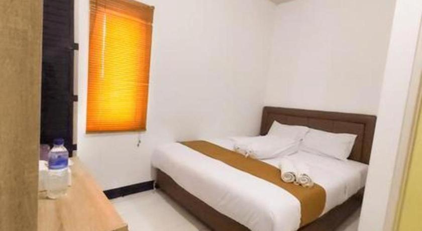 Merr 57 Surabaya Exterior foto